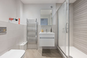 Photo 7- click for photo gallery